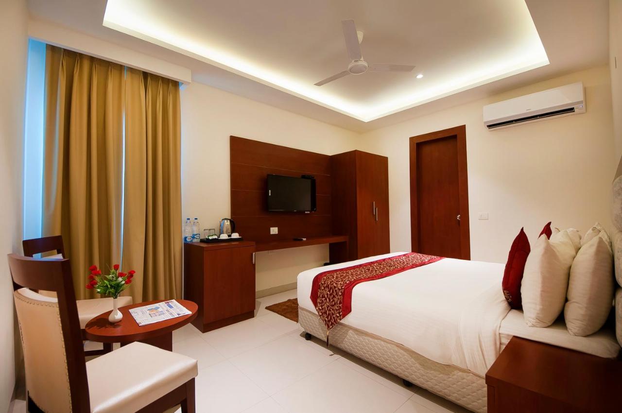 Hotel Z Suite-Near Delhi Airport New Delhi Exterior photo
